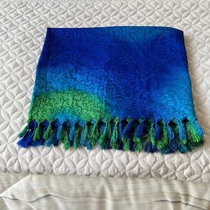 Brand new, never used, women’s beach wrap.